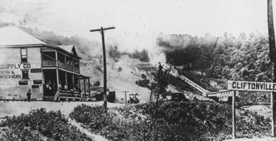 Горящее здание шахты, Клифтонвилль 1922