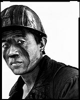 Song Chao Китайские шахтеры-7.jpg
