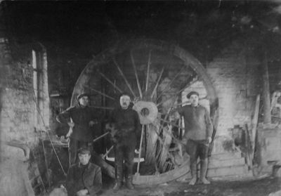 Шкив для шахты «Центральная», изготовленный на Гришинском рудоремонтном заводе, 1925 год